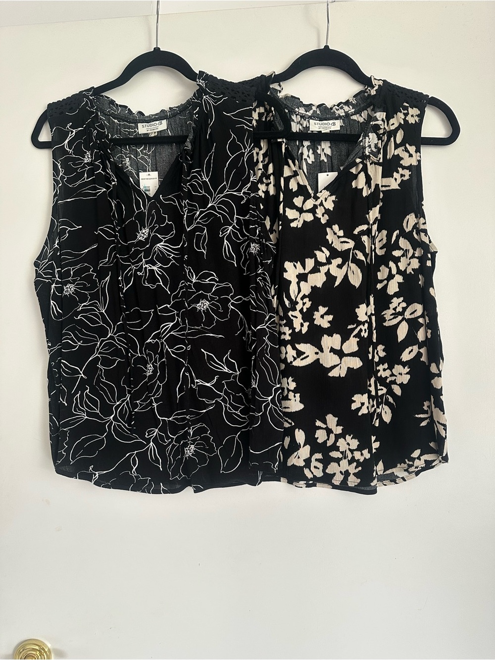 StudioB Black and White Floral Sleeveless Camisole Duo (Two Tops)